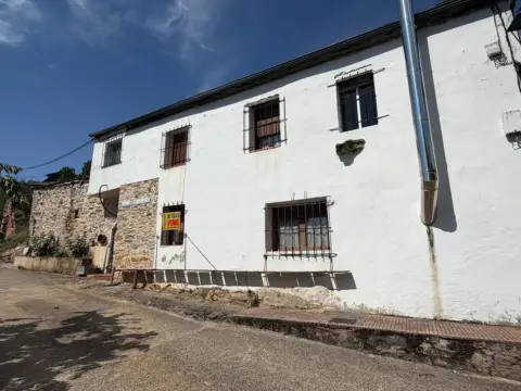 Casa en León - Priaranza del Bierzo