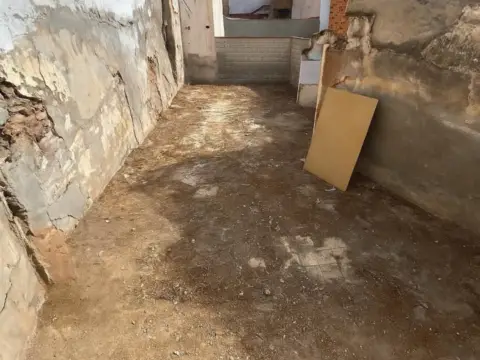 Terreno en calle Portugueses, 4