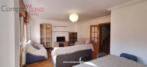 Dúplex en calle de Arturo Merino