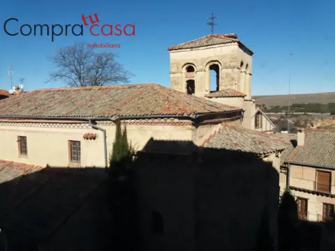 Piso en calle de la Cuesta de San Bartolomé