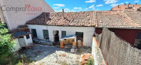 Casa en Avenida del Acueducto