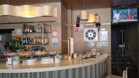 Local comercial en Avenida del Obispo Quesada