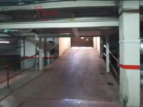 Garaje en calle de Villalpando, 4