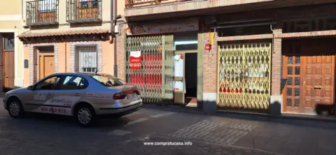 Local comercial en calle del Puente de San Lorenzo