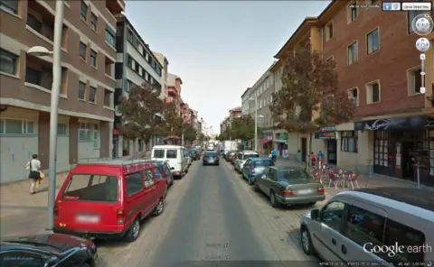 Local comercial en calle los Arrollos