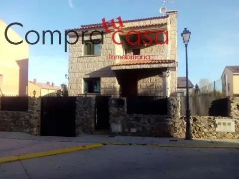 Chalet en calle Chorrillo