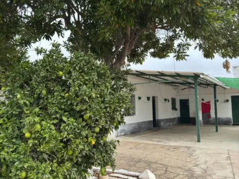 Chalet en calle Lantana