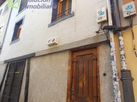 Casa en calle de Raimundo de Miguel, 4