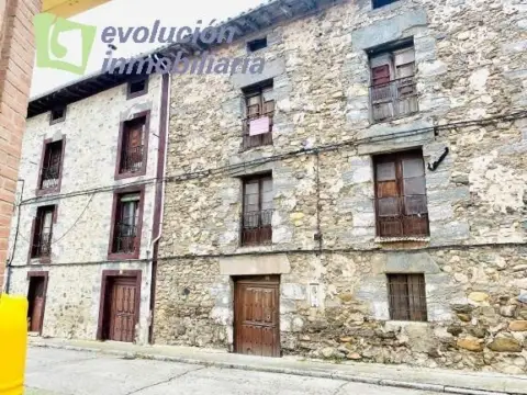 Finca rústica en calle de Ramón y Cajal, 43