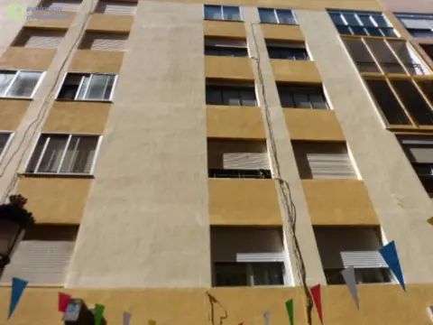 Piso en calle de Santander, 3