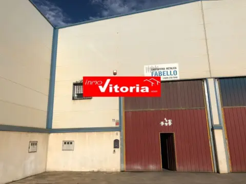 Nave industrial en Legutio
