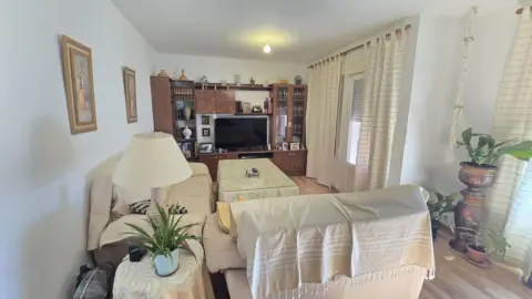 Piso en calle de Almendralejo