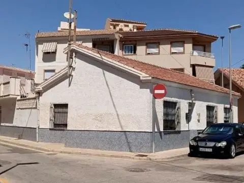 Finca rústica en calle de Ramón y Cajal