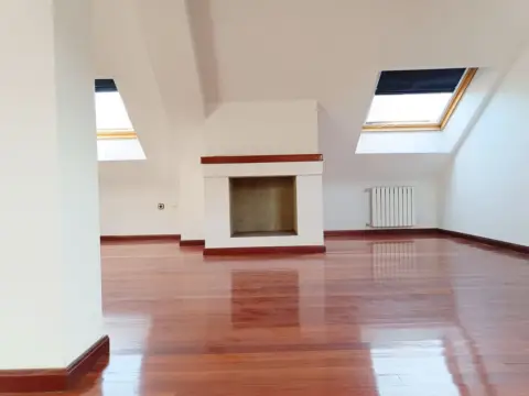 Dúplex en calle de Vital Aza, 41