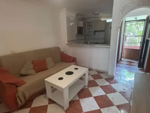 Piso en calle Chasna, 2