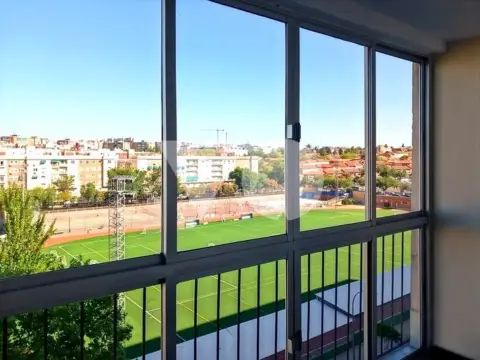 Piso en calle de Emilio Gastesi Fernández