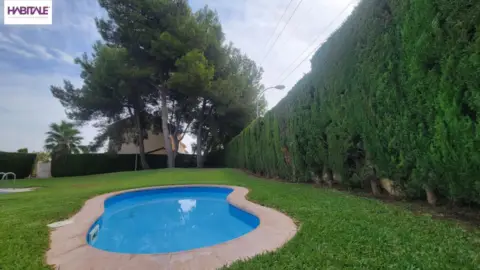 Casa adosada en Mas Camarena