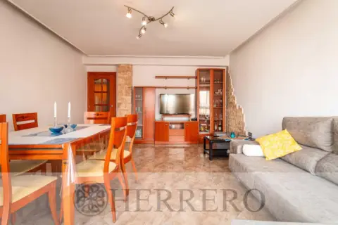 Piso en Carrer de Mestre Gea, 14
