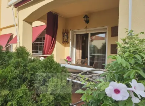 Casa pareada en Carrer de Belgica