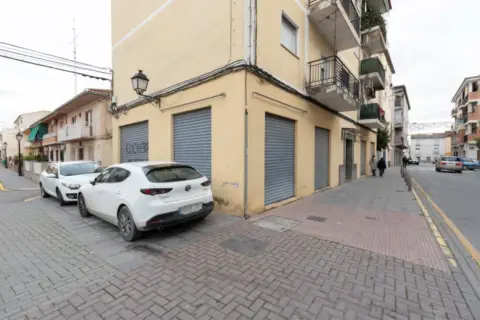 Local comercial en Salitre