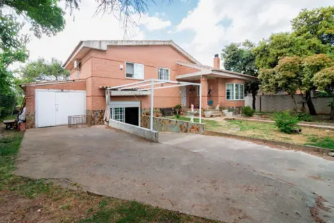 Chalet en Eurovillas