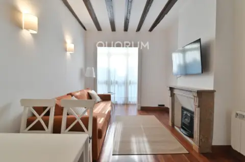 Piso en calle de la Diputación