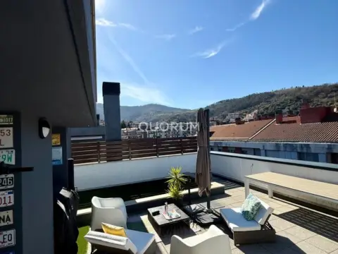 Piso en calle de María Victoria Uribe Laso