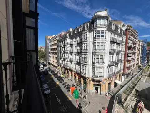 Piso en calle de Astarloa