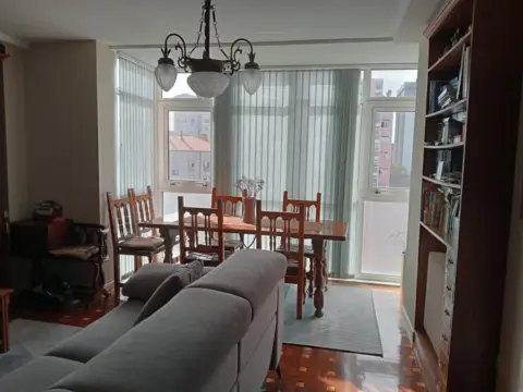 Piso en Avenida de Salvador de Madariaga, 65