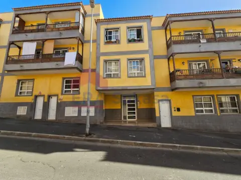 Piso en calle Benchomo
