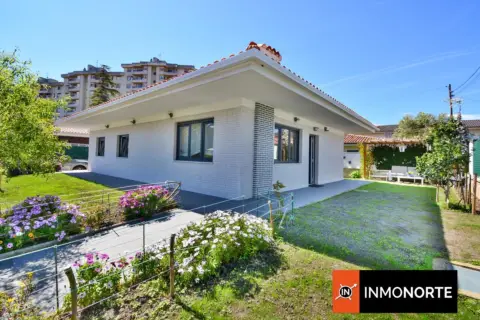 Chalet en Avenida de la Libertad