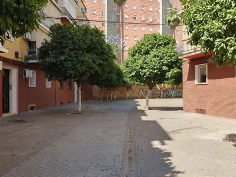 Piso en Plaza Alegre, 11