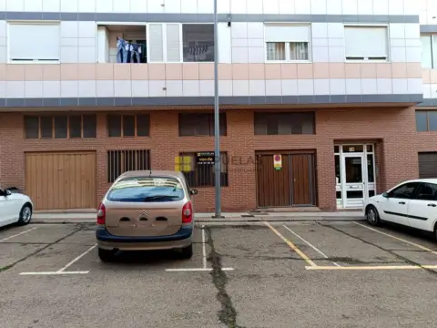 Local comercial en calle Pablo Neruda, 16