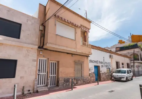 Casa adosada en calle Felipe II