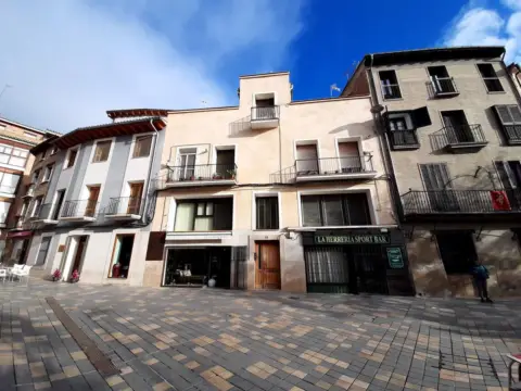 Local comercial en calle de las Herrerías, 32