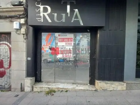 Local comercial en calle Pérez Constanti