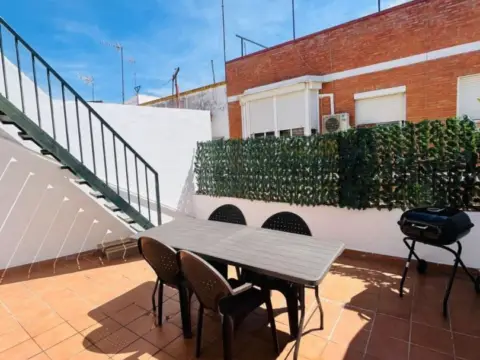 Dúplex en calle Monederos