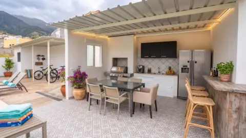 Casa pareada en calle Galván
