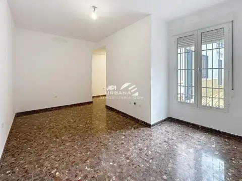 Piso en calle de las Pajarillas