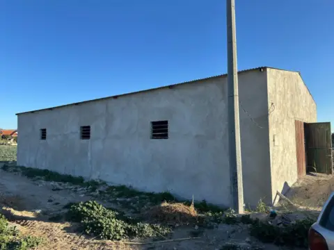 Nave industrial en La Pulgara