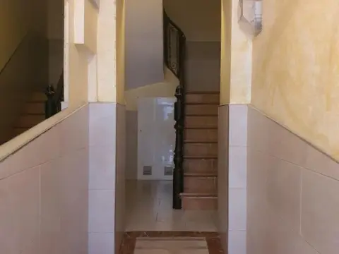 Edificio en calle de Colón