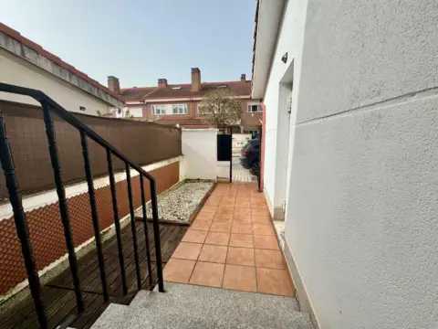 Casa adosada en calle de Sanson Carrasco