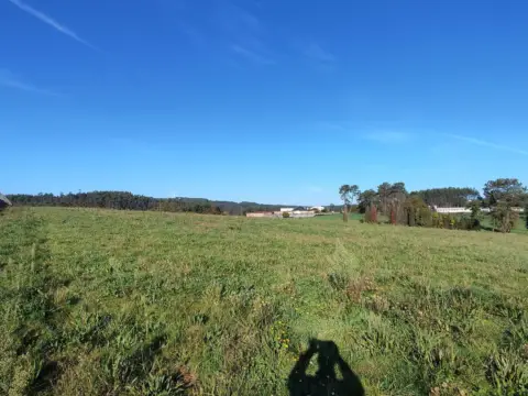 Terreno en Avenida de Santiago, 22