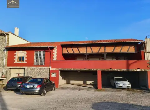 Casa pareada en Miengo