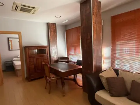 Estudio en calle Repub Argentin