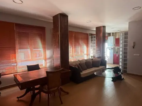 Estudio en calle Repub Argentin