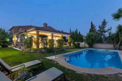 Casa en Urb. Montesol