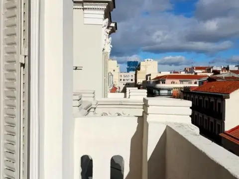 Ático en calle de Ruiz de Alarcón