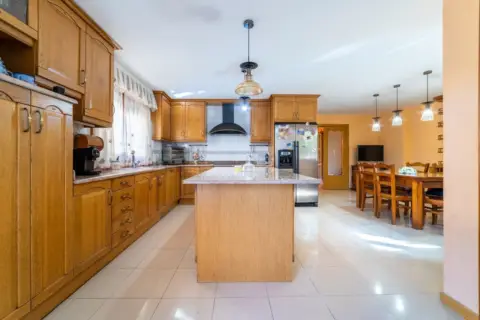 Chalet en Avenida del Monte