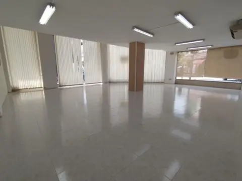 Almacén en Benalua